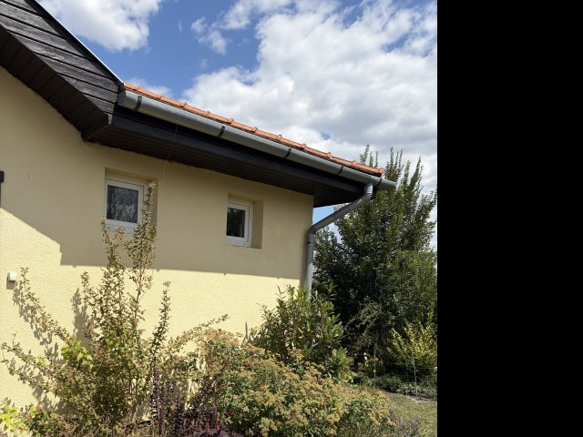Eladó családi ház, Délegyházán 98 M Ft, 2 szobás