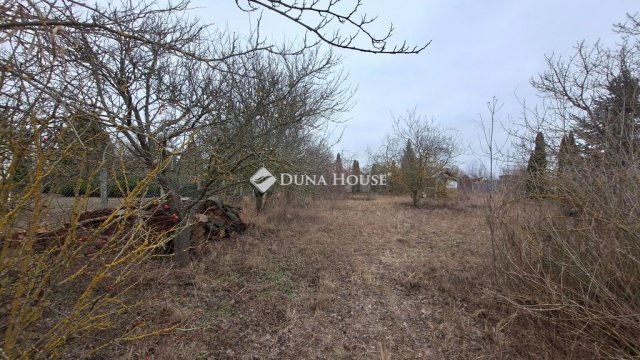 Eladó telek, Valkón 13 M Ft / költözzbe.hu