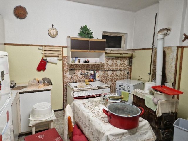 Eladó családi ház, Nagykállóban 27 M Ft, 3 szobás