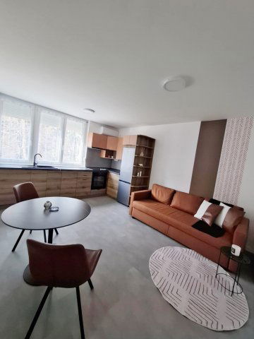 Eladó téglalakás, Kaposváron 36.9 M Ft, 1+1 szobás