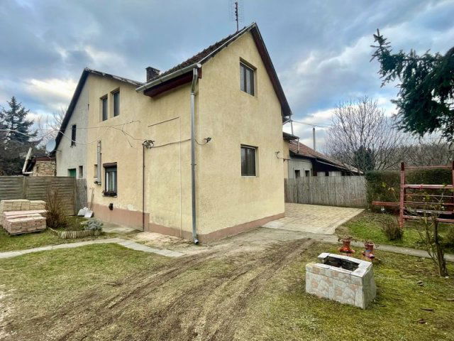 Eladó ikerház, Érden 63.9 M Ft, 5 szobás / költözzbe.hu