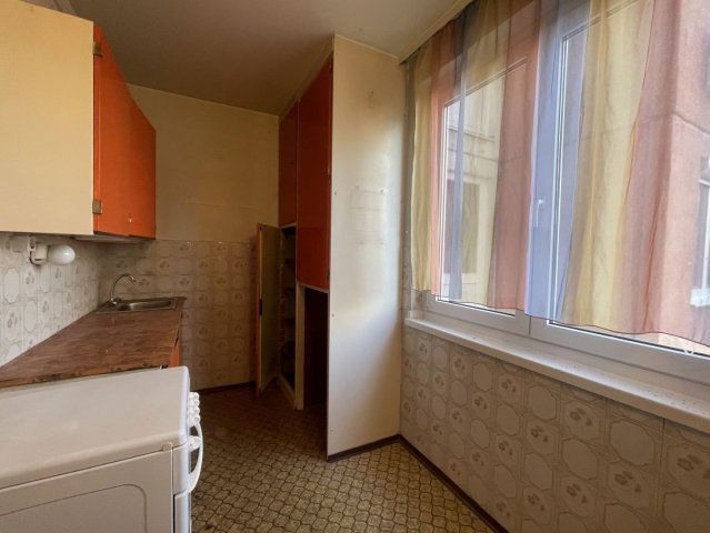 Eladó panellakás, Győrött 44.5 M Ft, 2 szobás