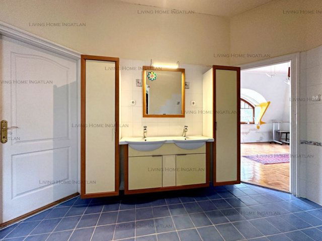 Eladó családi ház, Budapesten, II. kerületben 249 M Ft