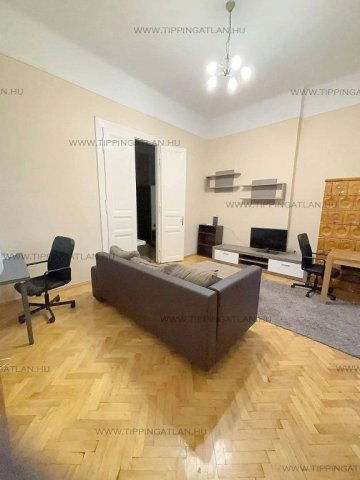 Eladó téglalakás, Budapesten, VII. kerületben, Peterdy utcában