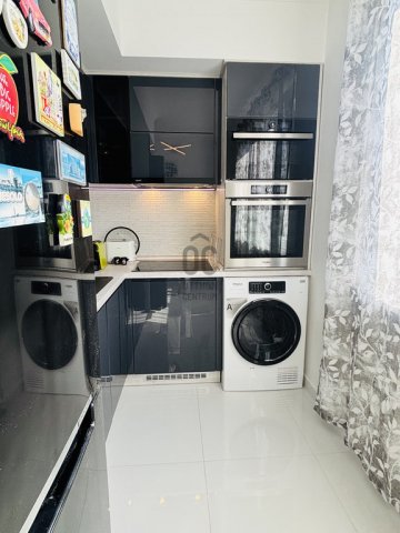 Eladó panellakás, Cegléden 49.9 M Ft, 2 szobás