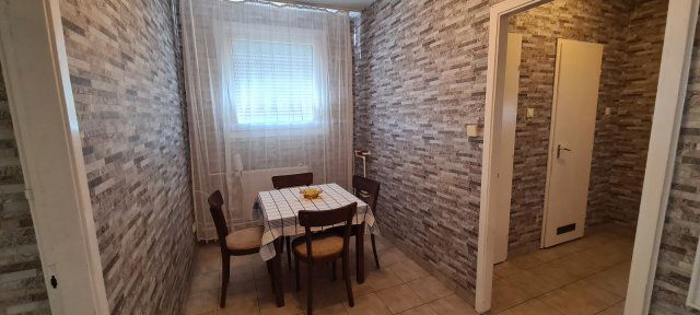 Eladó téglalakás, Nyíregyházán 42 M Ft, 1+2 szobás