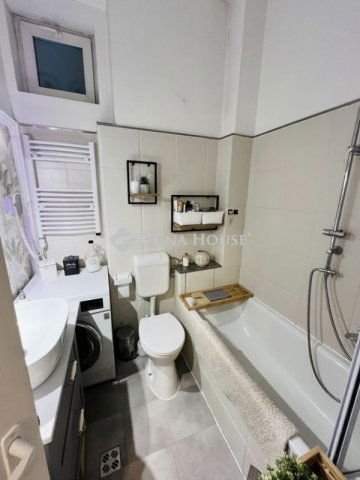 Eladó téglalakás, Budapesten, IX. kerületben 81.5 M Ft, 1 szobás