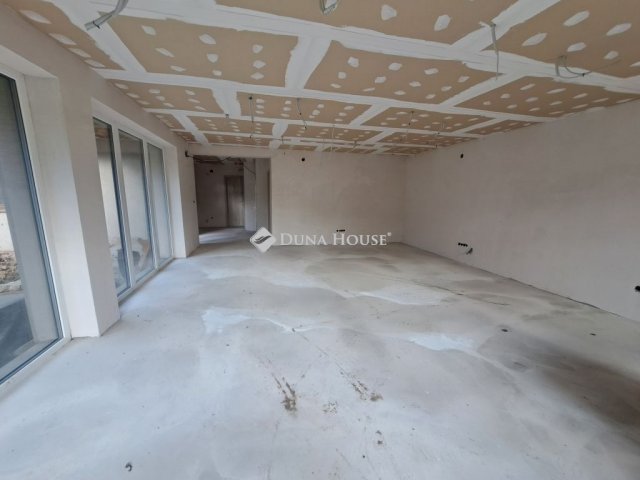 Eladó családi ház, Baján 79.9 M Ft, 3 szobás