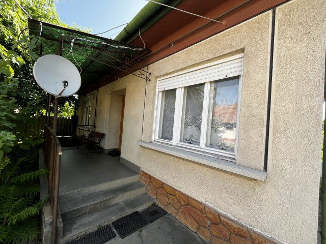 Eladó családi ház, Albertirsán 37.8 M Ft, 2 szobás
