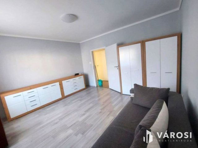Eladó családi ház, Csanádapácán 29.9 M Ft, 2 szobás