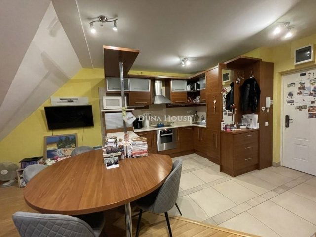 Eladó téglalakás, Budapesten, IV. kerületben 89.8 M Ft, 3 szobás