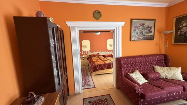 Eladó családi ház, Szombathelyen 72.9 M Ft, 2 szobás