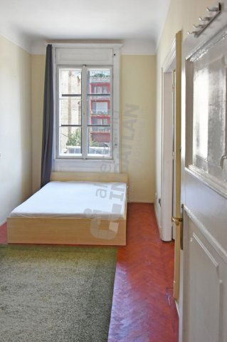 Kiadó téglalakás, albérlet, VI. kerületben, Szondi utcában