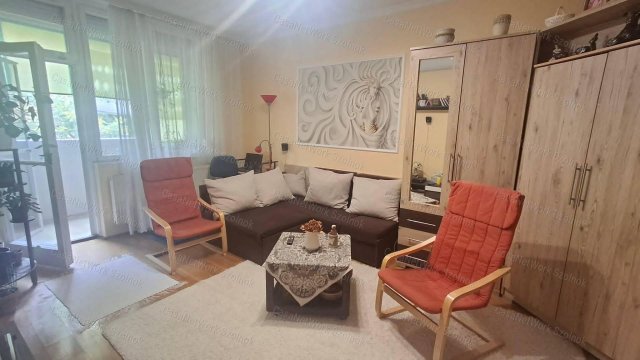 Kiadó téglalakás, albérlet, Szolnokon 150 E Ft / hó, 2 szobás
