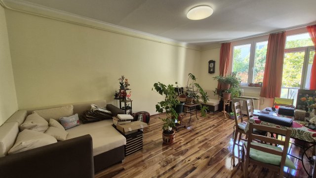 Eladó téglalakás, Budapesten, XVIII. kerületben, Tinódi utcában