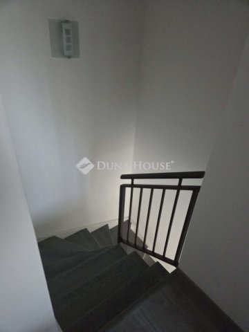 Eladó téglalakás, Budapesten, XIV. kerületben 137 M Ft, 3 szobás