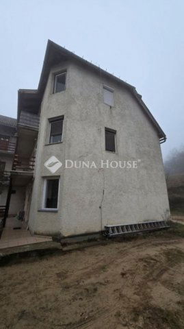 Eladó téglalakás, Pilisjászfalun 49.9 M Ft, 2 szobás