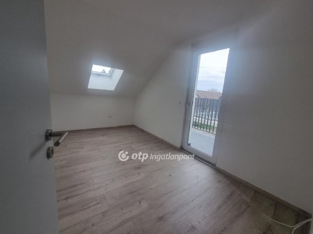 Eladó ikerház, Dabason 119.5 M Ft, 4 szobás