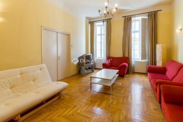 Eladó téglalakás, Budapesten, V. kerületben 120 M Ft, 3 szobás
