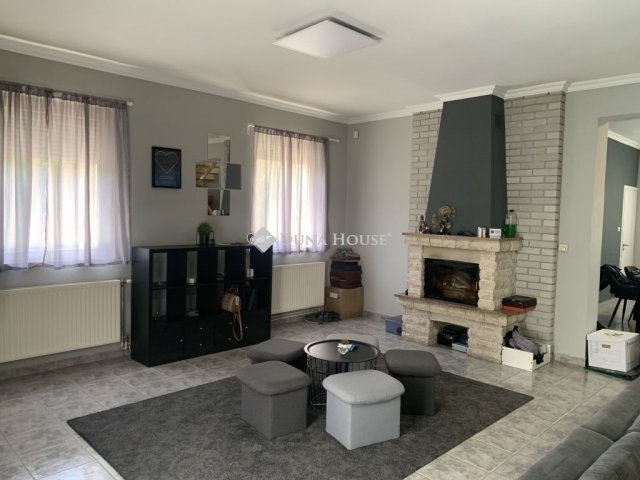 Eladó családi ház, Fóton 139 M Ft, 5 szobás