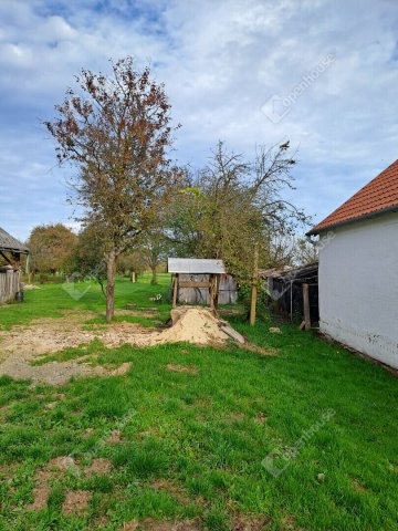 Eladó családi ház, Nemesrempehollóson 25 M Ft, 2 szobás