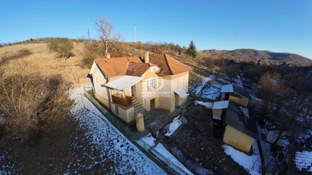 Eladó családi ház, Ózdon, Nagyvölgyi úton 9.9 M Ft, 3 szobás