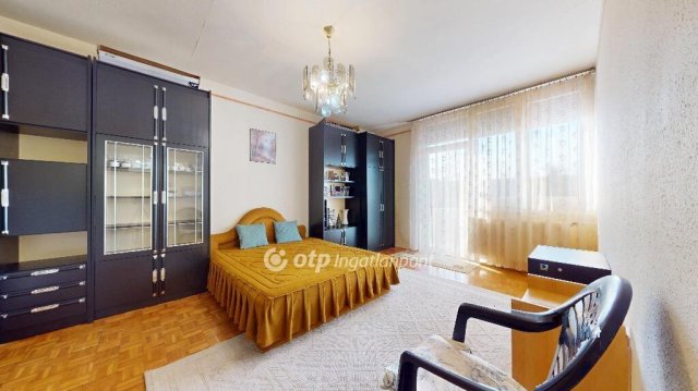 Eladó téglalakás, Kazincbarcikán 17.7 M Ft, 1+1 szobás