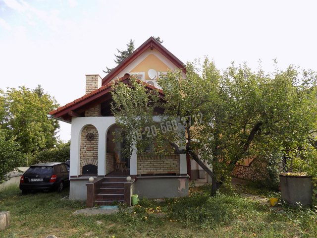 Eladó családi ház, Pápán, Rizling utcában 37.8 M Ft, 2 szobás