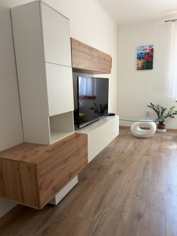 Kiadó téglalakás, albérlet, Pécsett, Kőrösi Csoma Sándor utcában