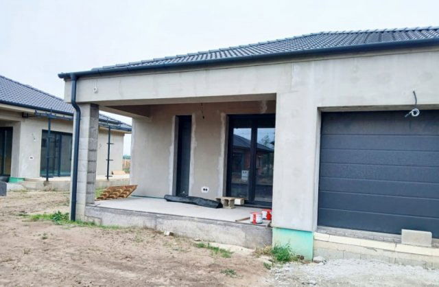 Eladó családi ház, Újlengyelen 140 M Ft, 4 szobás