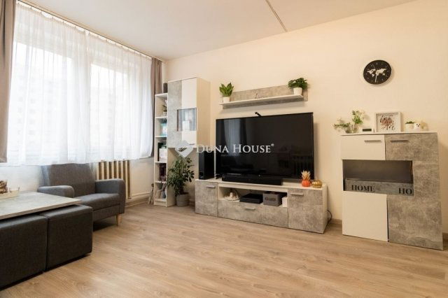 Eladó panellakás, Budapesten, X. kerületben 65 M Ft, 2 szobás