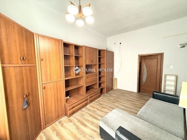 Eladó téglalakás, Budapesten, XIII. kerületben 64.9 M Ft