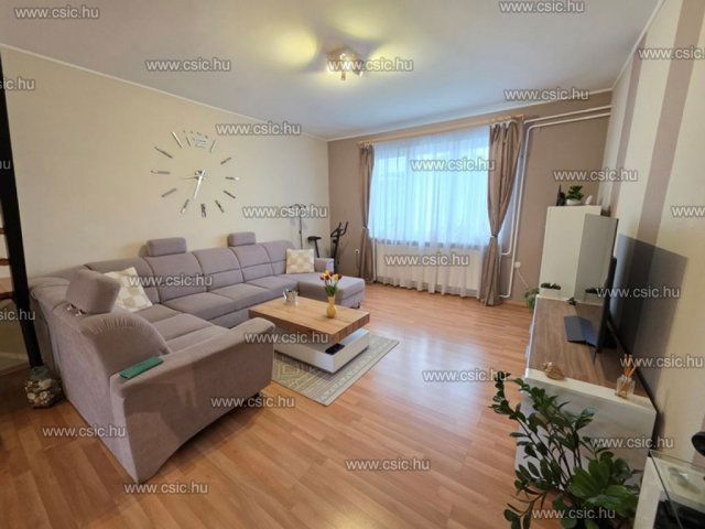 Eladó téglalakás, Pomázon 69.9 M Ft, 3 szobás