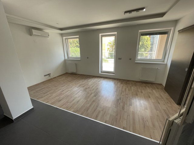 Kiadó téglalakás, albérlet, Székesfehérvárott 250 E Ft / hó