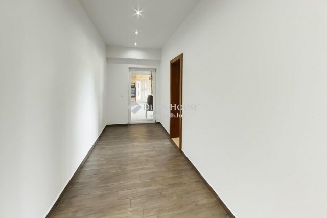 Eladó családi ház, Polgárdin 195 M Ft, 5 szobás