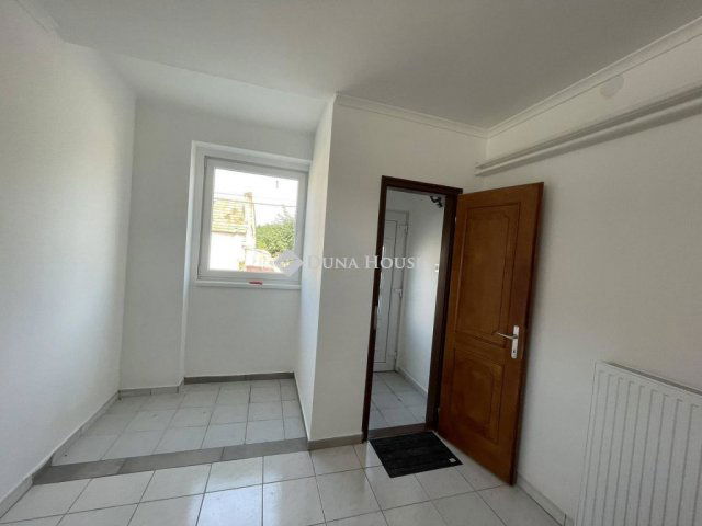 Kiadó családi ház, albérlet, Kapuváron 600 E Ft / hó, 2 szobás