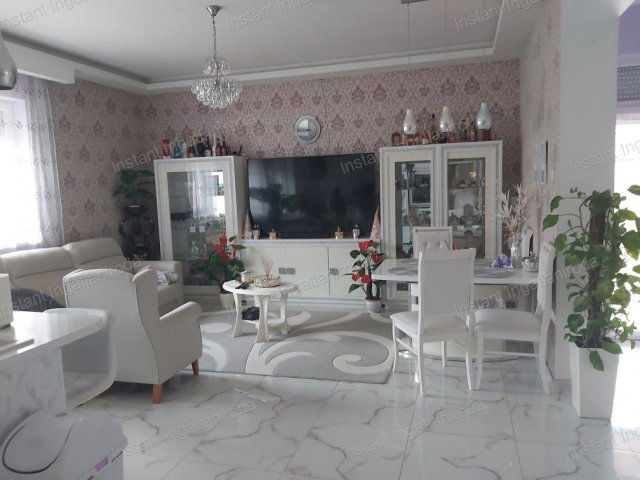 Eladó családi ház, Szigetszentmiklóson 118 M Ft, 3 szobás