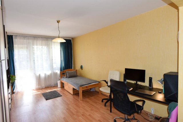 Eladó panellakás, Veszprémben 49.9 M Ft, 2 szobás