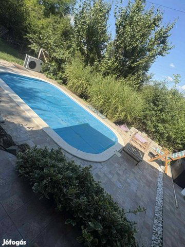 Eladó családi ház, Szigetszentmiklóson 175 M Ft, 3+1 szobás