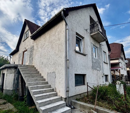 Eladó családi ház, Miskolcon 56.9 M Ft, 4 szobás