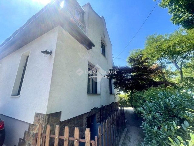 Eladó családi ház, Budapesten, X. kerületben 150 M Ft, 2 szobás