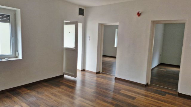 Eladó ikerház, Üllőn 56 M Ft, 2 szobás / költözzbe.hu