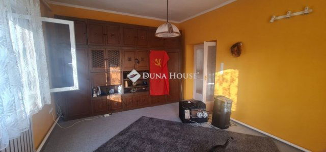 Eladó családi ház, Monoron 62.9 M Ft, 3 szobás