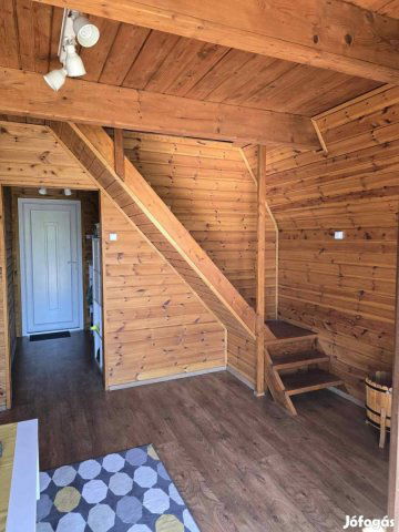 Eladó nyaraló, Délegyházán 43.9 M Ft, 2 szobás