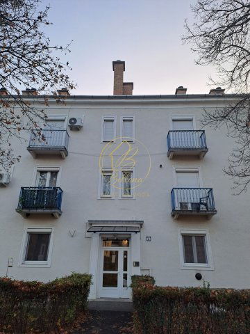 Eladó téglalakás, Komlón 17.9 M Ft, 2 szobás