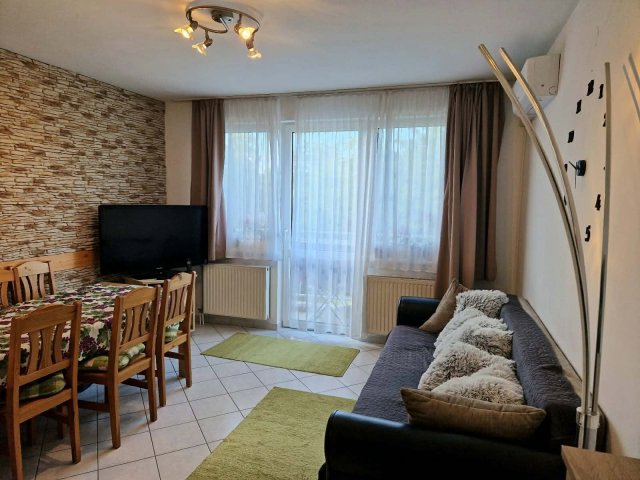 Eladó téglalakás, Sopronban 65 M Ft, 3 szobás