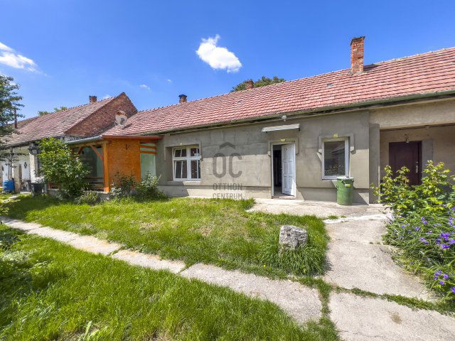 Eladó téglalakás, Zsámbékon 54.9 M Ft, 3 szobás