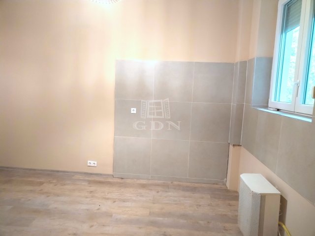 Eladó téglalakás, Budapesten, XX. kerületben 62.4 M Ft