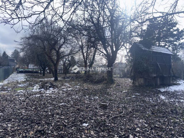 Eladó családi ház, Bicskén 35 M Ft, 2 szobás