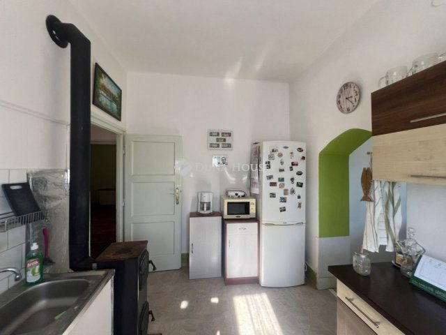 Eladó családi ház, Tiszaszigeten 45 M Ft, 2 szobás